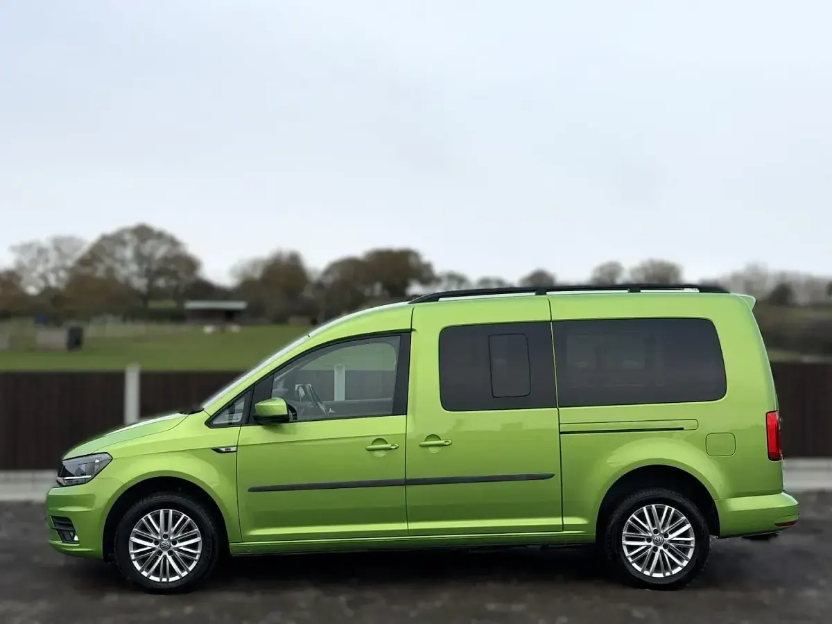 Used VW Caddy Maxi S 2020 Green MPV