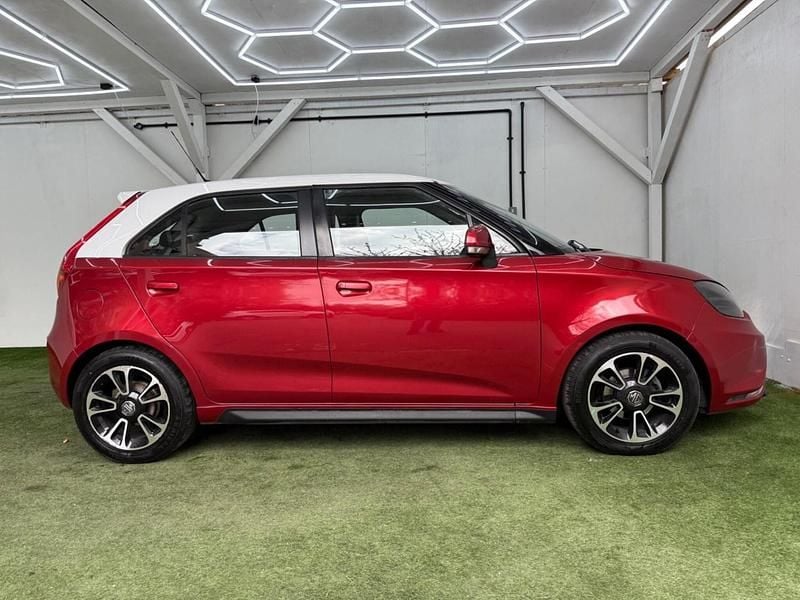 Used MG MG3 2018 Red Hatchback