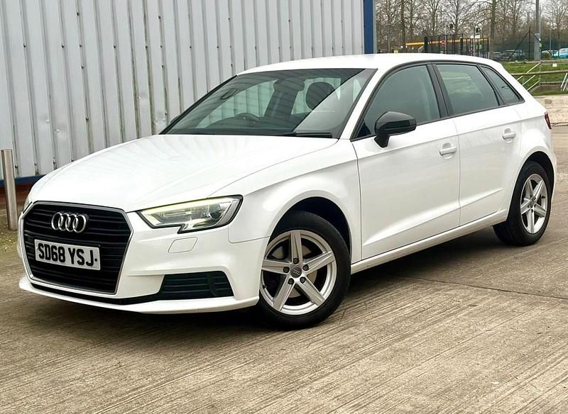 Used Audi A3 Sportback Design 2018 White Hatchback