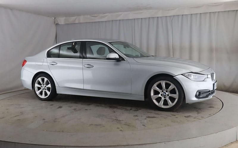 Used BMW 320 Luxury Line 184 HP (135 kW) 2014 Silver Sedan