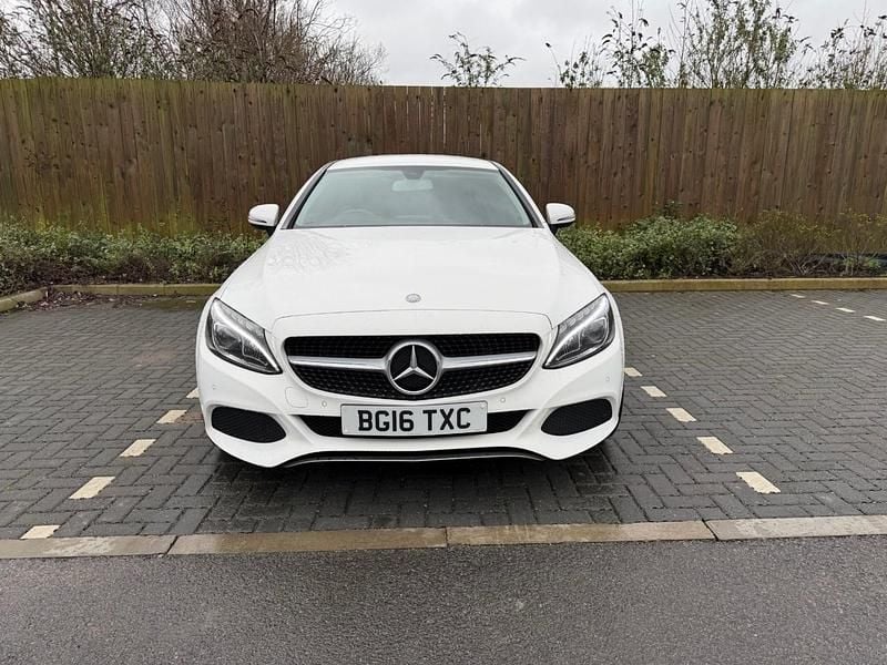 Used Mercedes C200 184 HP (135 kW) 2016 White Coupe