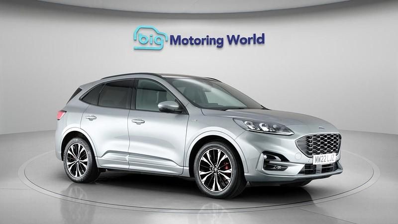 Silver Used 2022 Ford Kuga ST-Line X SUV | £19,988 (Good price) - Image 1/4