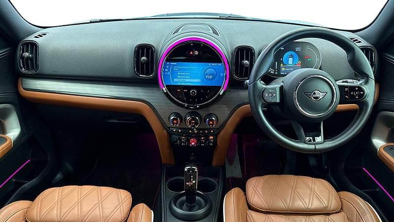 Used Mini Cooper Countryman Exclusive 134 HP (98 kW) 2023 Green SUV