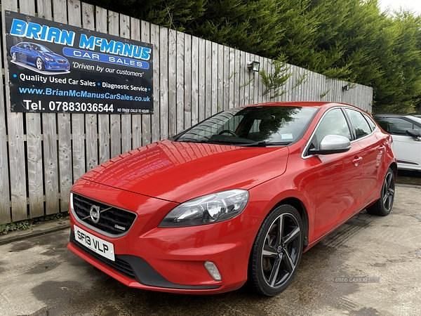 Used Volvo V40 R-Design 2013 Red Estate