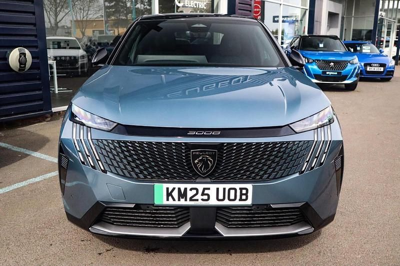 Used Peugeot e-3008 GT 156 kW (213 HP) 2025 Blue SUV