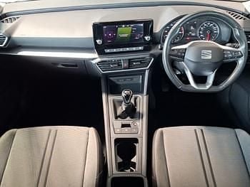 Used Seat Leon SE 110 HP (80 kW) 2022 Blue Hatchback