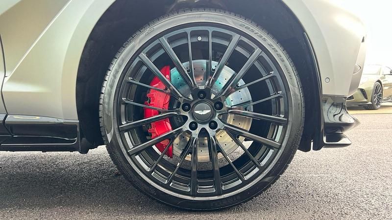 Used Aston Martin DBX 2023 Silver SUV