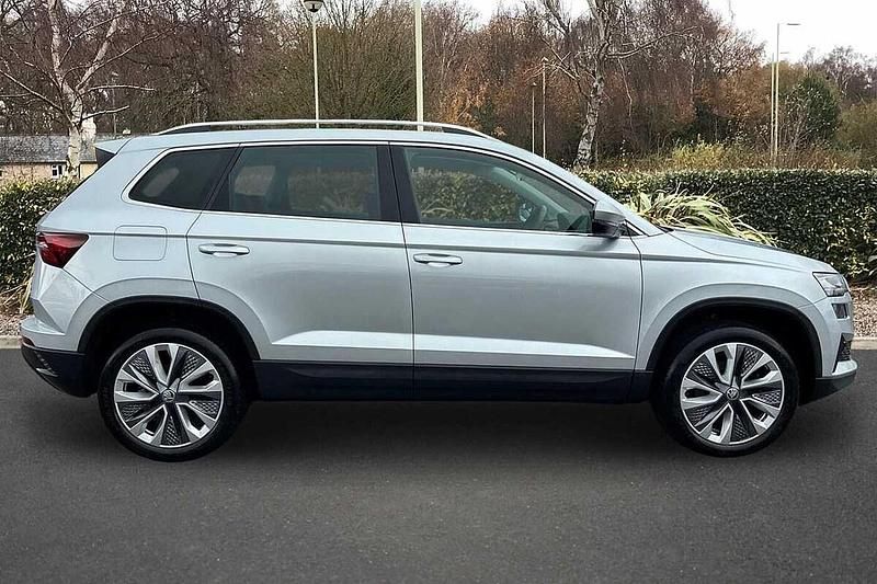 Used Skoda Karoq SE L 147 HP (108 kW) 2024 Brilliant silver metallic SUV