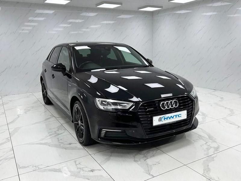 Used Audi A3 Sportback e-tron Advanced 150 HP (110 kW) 2018 Black Hatchback