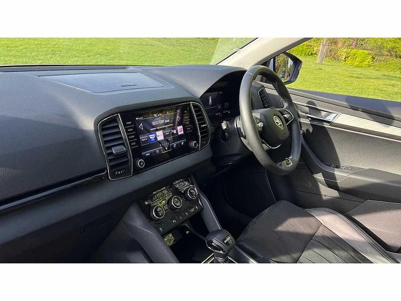 Used Skoda Karoq SE L 116 HP (85 kW) 2023 Moon white metallic SUV