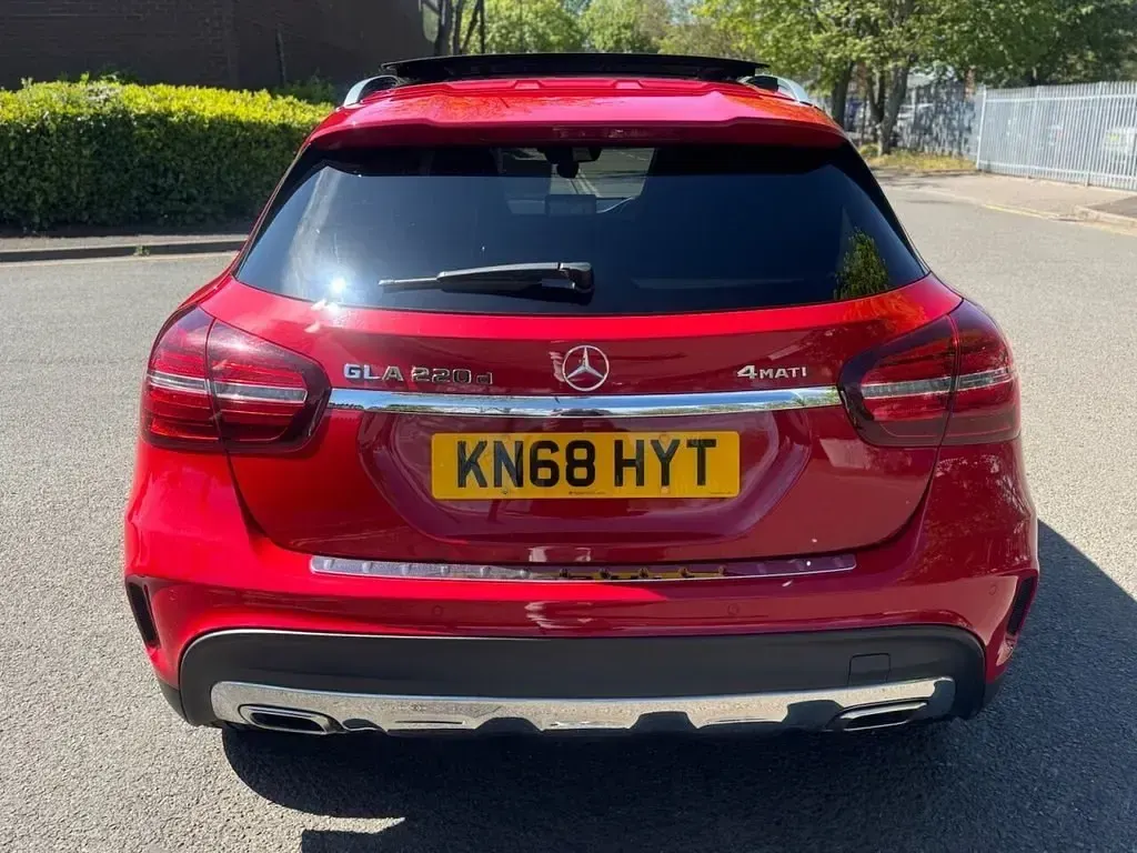 Used Mercedes GLA220 AMG line 2018 Red SUV
