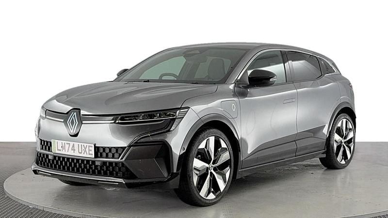 Grey Used 2024 Renault Mégane Komfort Hatchback | £21,420 (Good price) - Image 1/4