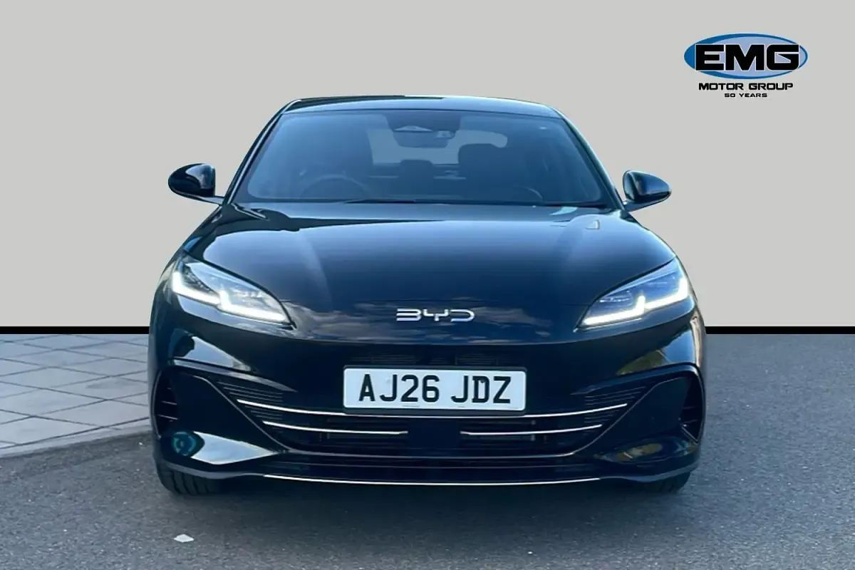 New BYD Seal Boost 183 HP (134 kW) 2026 Obsidian black Sedan