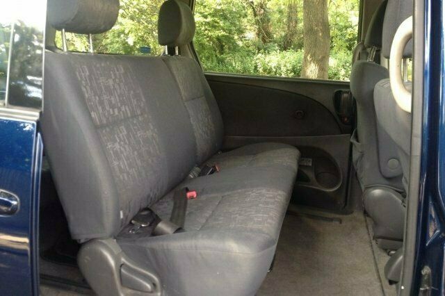 Used Toyota Previa 114 HP (83 kW) 2004 MPV