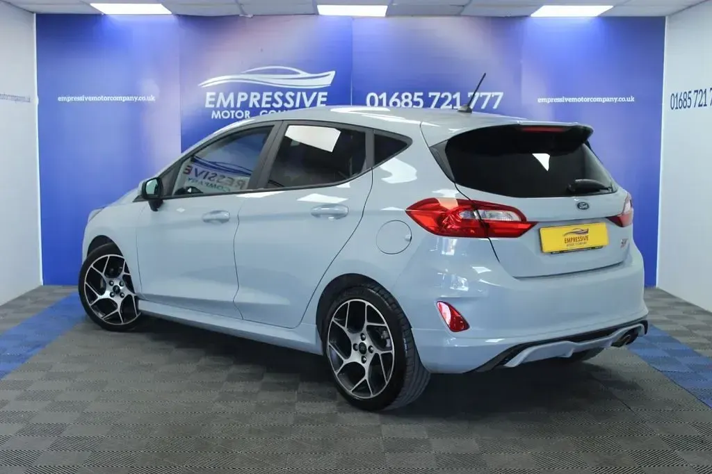 Used Ford Fiesta ST 200 HP (147 kW) 2018 Silver Hatchback