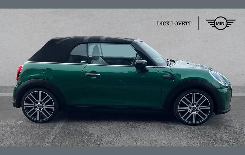 Used Mini Cooper Cabriolet Exclusive 134 HP (98 kW) 2021 Green Cabriolet