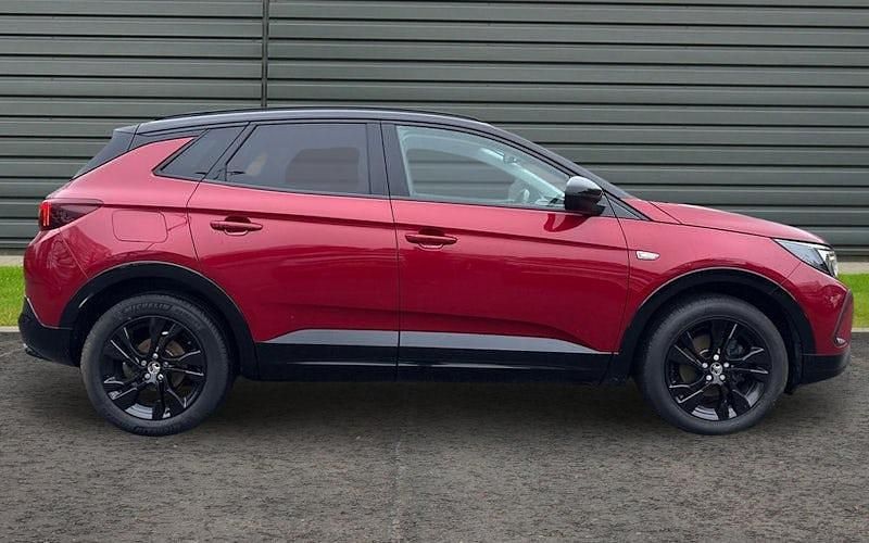 Used Vauxhall Grandland X GS Line 131 HP (96 kW) 2022 Red SUV