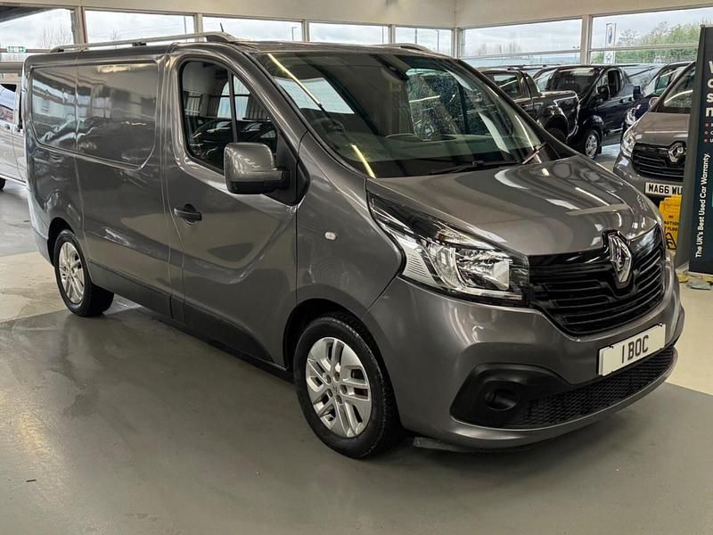 Used Renault Trafic 2017 Grey MPV