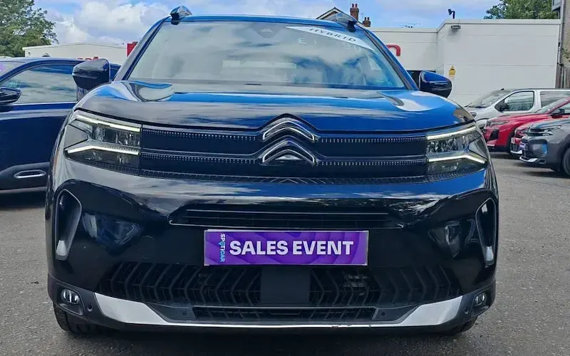 Used Citroën C5 Shine 224 HP (164 kW) 2023 Hatchback