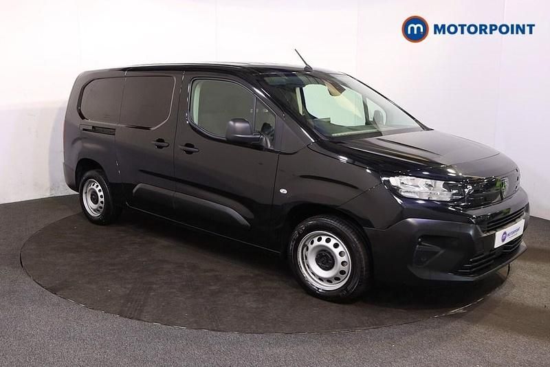 Black Used 2024 Peugeot Partner Van | £13,549 (Fair price) - Image 1/4