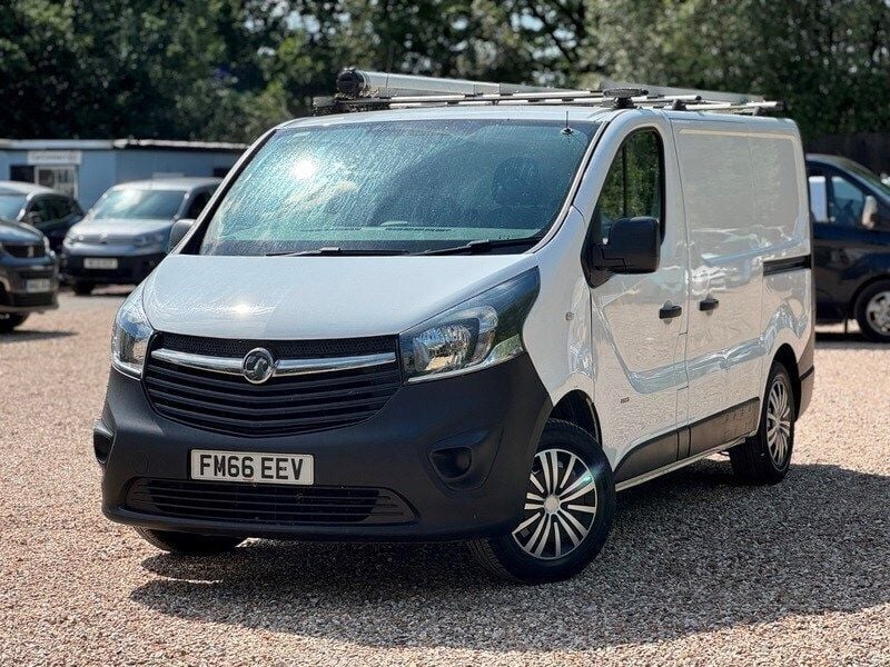 White Used 2017 Vauxhall Vivaro S Van | £7,444 (Super price) - Image 1/3