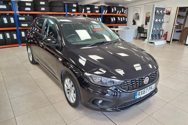 Black Used 2017 Fiat Tipo Easy Plus Hatchback | £6,495 (Fair price) - Image 1/1