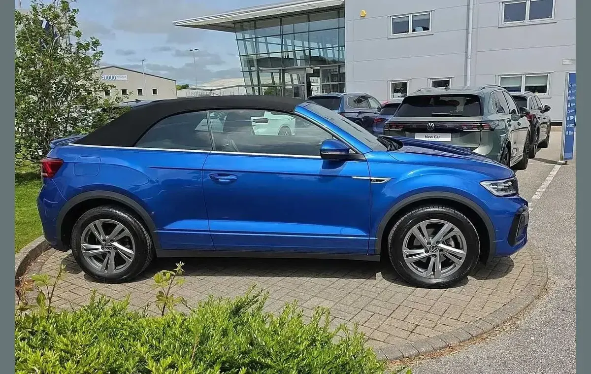 Used VW T-Roc Cabriolet R-line 150 HP (110 kW) 2024 Blue Cabriolet