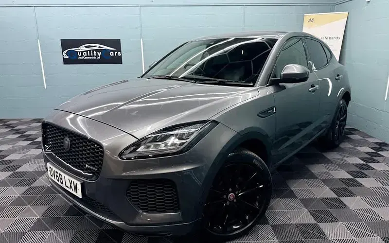 Used Jaguar E-Pace R-Dynamic 180 HP (132 kW) 2018 SUV