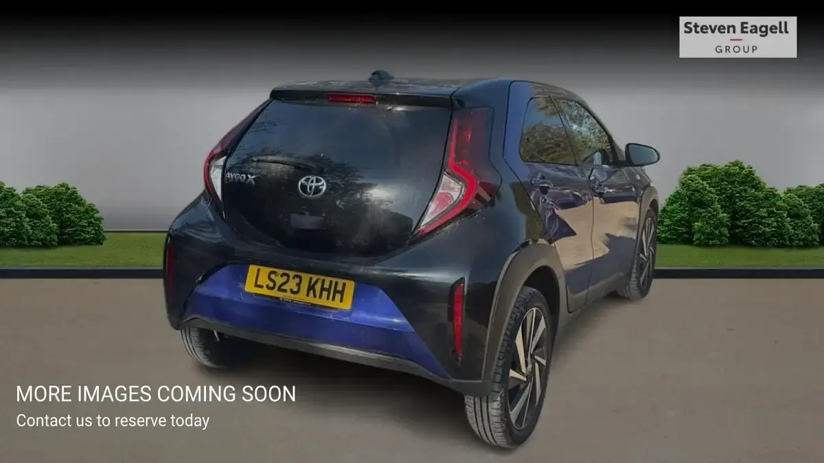 Used Toyota Aygo X 72 HP (52 kW) 2023 Blue SUV