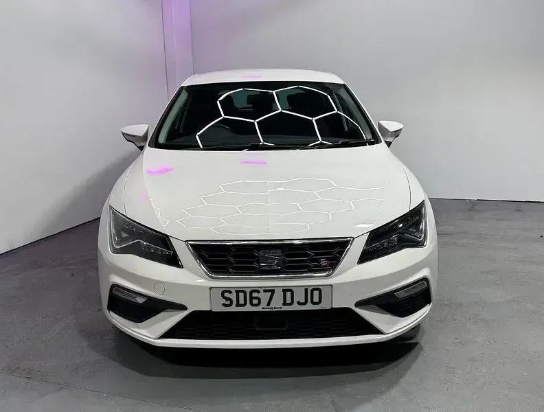 Second-hand Seat Leon FR 125 CP (91 kW) 2017 Alb Hatchback