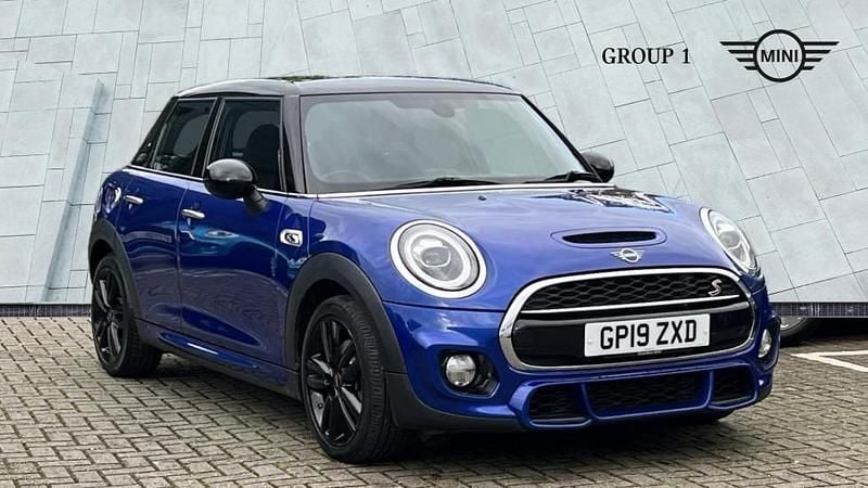 Blue Used 2019 Mini Cooper S Hatch Hatchback | £18,350 (Fair price) - Image 1/4