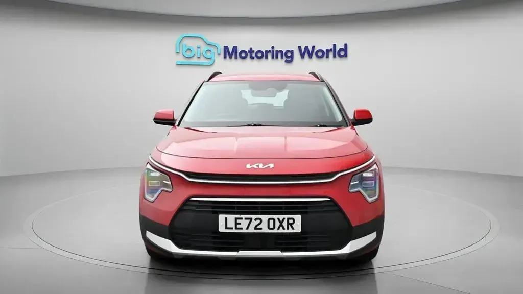 Używany Kia Niro 139 KM (102 kW) 2023 Czerwony SUV