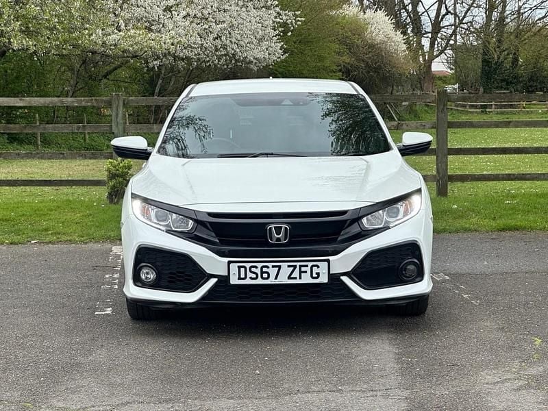 Begagnad Honda Civic SR 2018 Vit Halvkombi