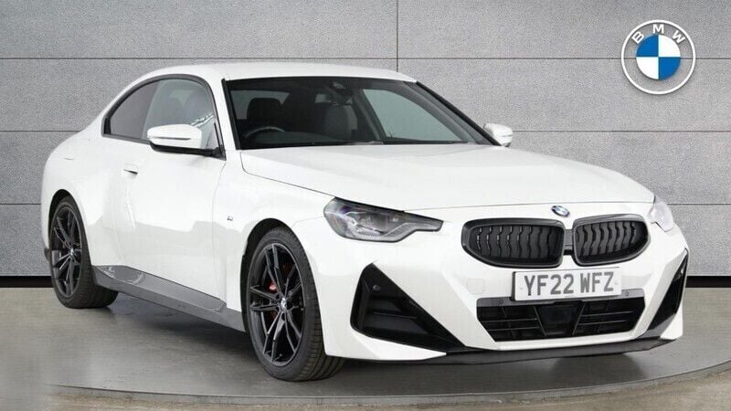 White Used 2022 BMW 220 M Sport Coupe | £28,995 (Fair price) - Image 1/4