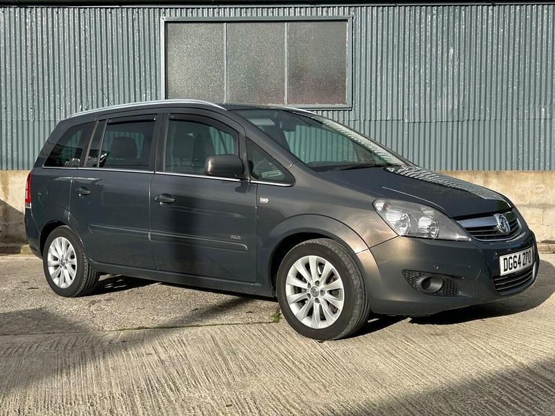 Grey Used 2014 Vauxhall Zafira Design Edition MPV | £3,590 (Fair price) - Image 1/4