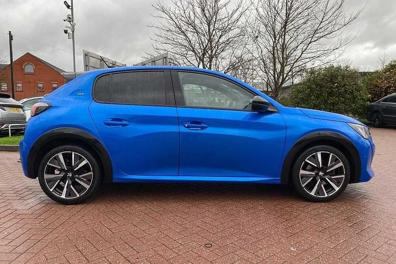 Used Peugeot 208 GTi 130 HP (95 kW) 2021 Blue Hatchback