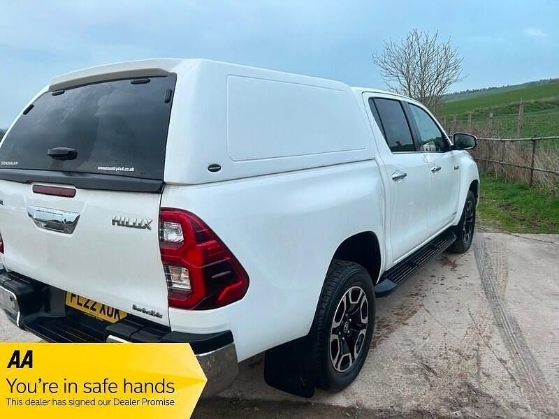 Used Toyota HiLux 2022 White Pickup