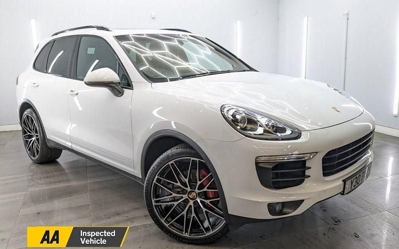 Usado Porsche Cayenne 262 HP (192 kW) 2017 SUV