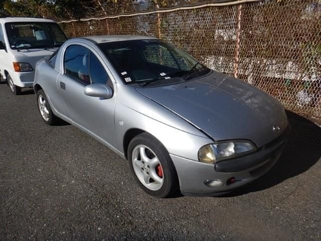 Second-hand Vauxhall Tigra 1998 Argintiu Coupe