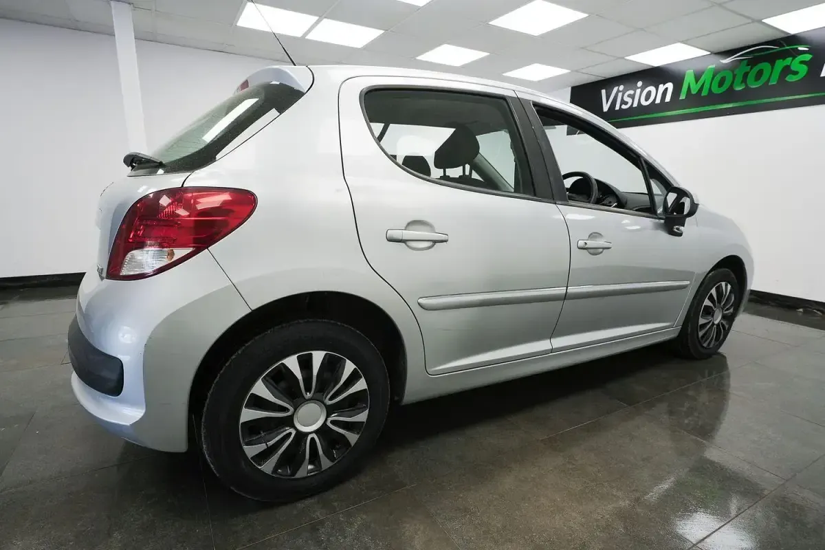 Used Peugeot 207 Active 2012 Silver Hatchback