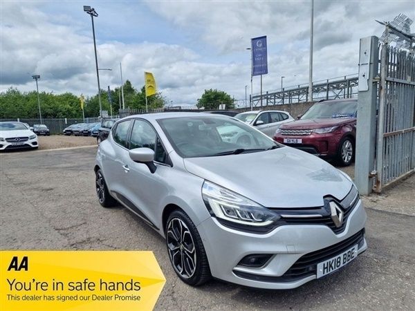 Silver Used 2018 Renault Clio IV Signature Hatchback | £7,370 (Fair price) - Image 1/1