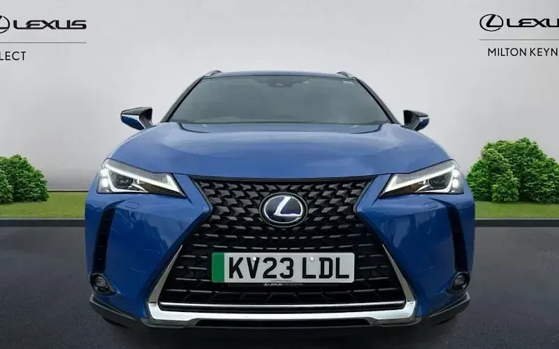 Used Lexus UX 150 kW (204 HP) 2022 SUV
