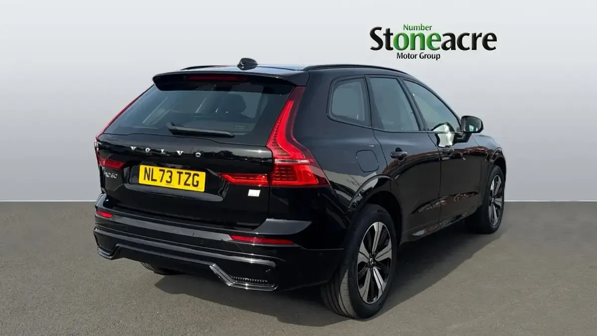 Used Volvo XC60 Plus 345 HP (253 kW) 2023 Black SUV