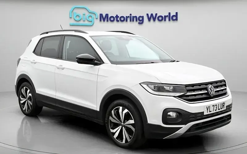 Usado VW T-Cross Black Edition 115 HP (84 kW) 2024 SUV