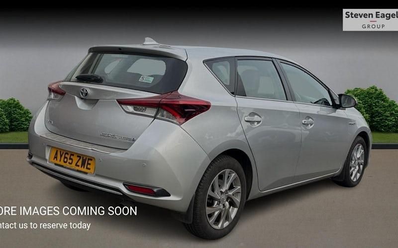 Used Toyota Auris Hybrid 136 HP (100 kW) 2019 Hatchback
