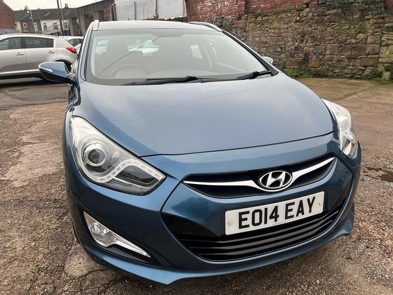 Used Hyundai i40 Active 136 HP (100 kW) 2014 Blue Estate