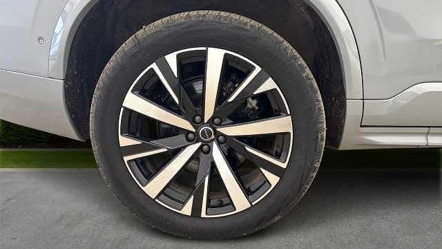 Used Volvo XC90 Plus 247 HP (181 kW) 2025 SUV