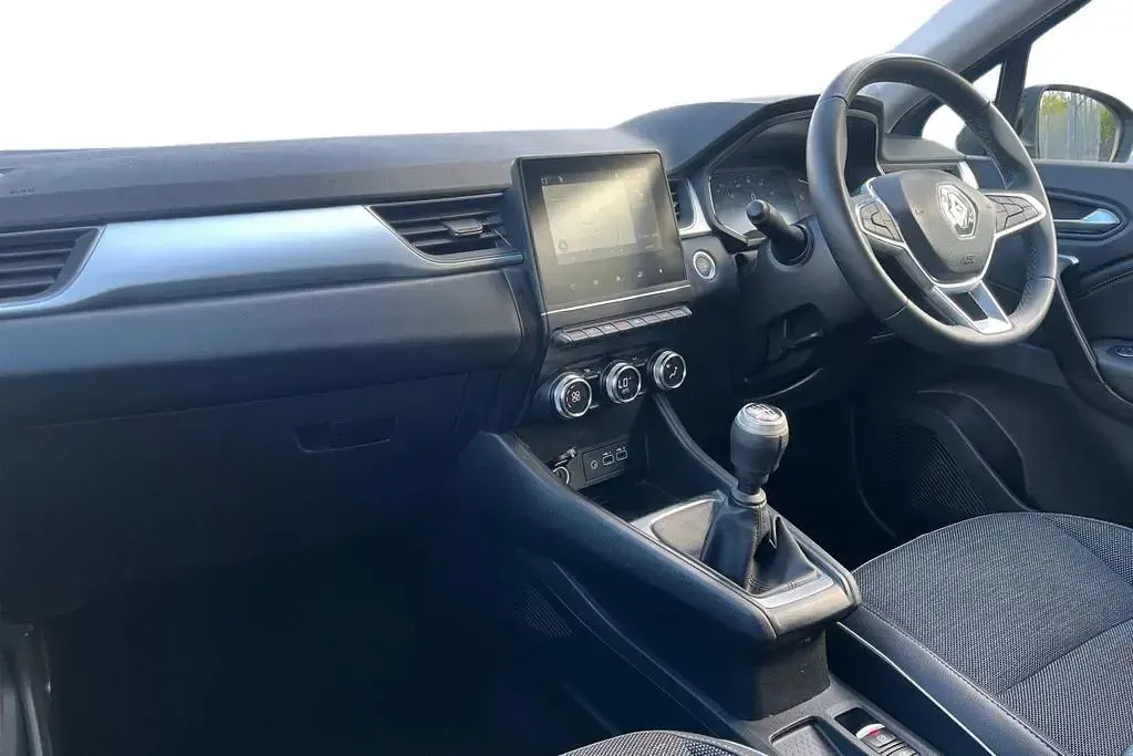 Used Renault Captur Techno 91 HP (66 kW) 2024 SUV