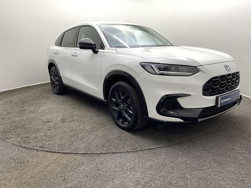 White Used 2024 Honda ZR-V Sport SUV | £26,487 (A bit pricey) - Image 1/4