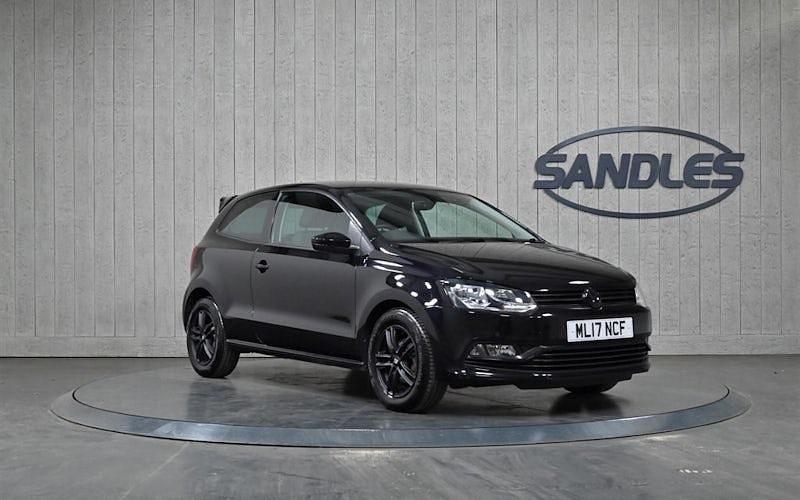 Used VW Polo Edition 60 HP (44 kW) 2017 Black Hatchback